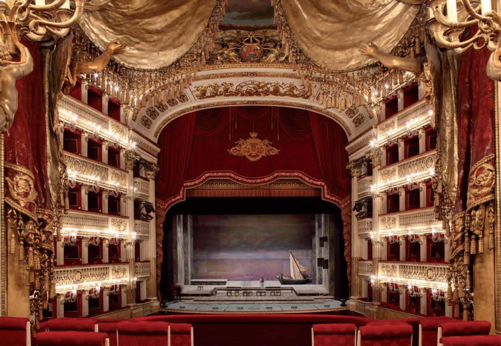 Maman Suite, City Center Near Molo Beverello Napoli Eksteriør billede